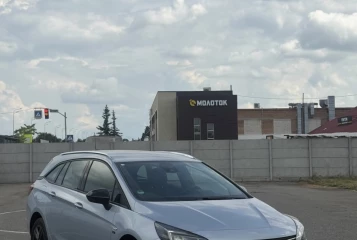 Opel Astra 2021